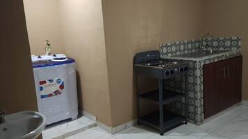 Apartamento Confort, junto a la piscina | Cocina privada