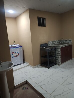 Apartamento Confort, junto a la piscina | Cocina privada