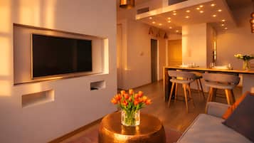 Apartment (1) | Living area | Flat-screen TV