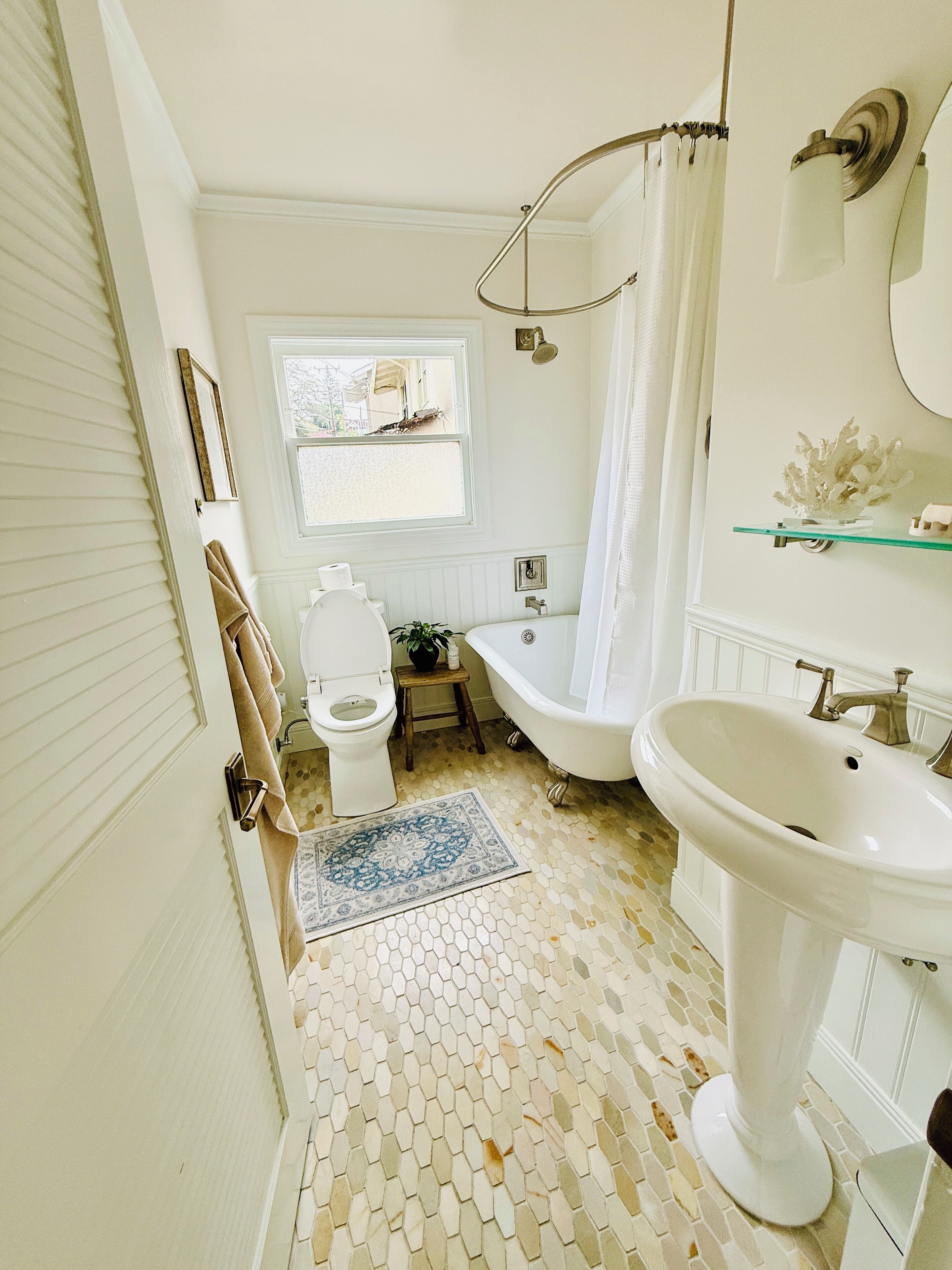 Hair dryer, bidet, towels, soap