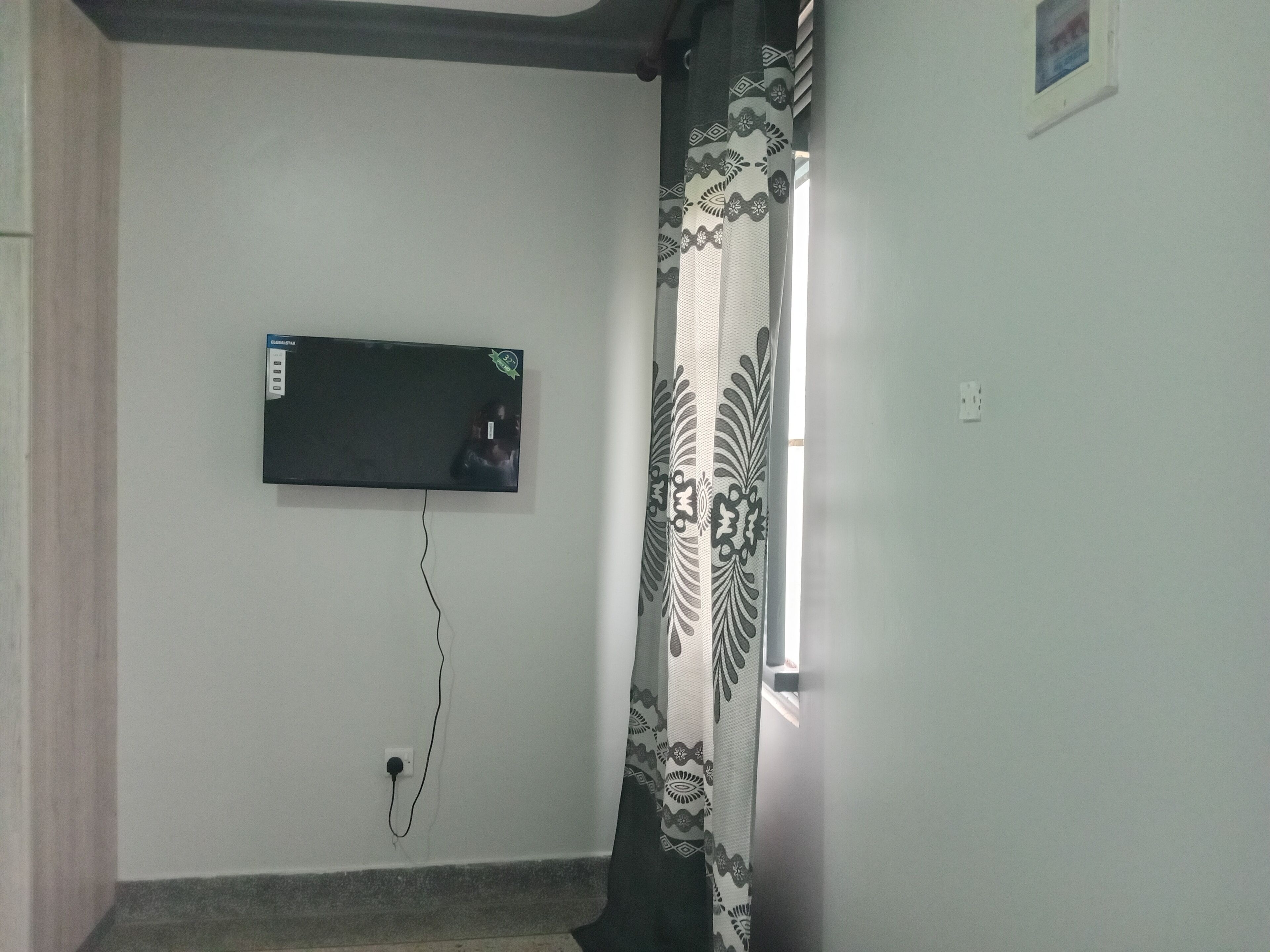 Soundproofing, iron/ironing board, free WiFi