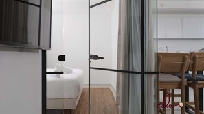1 bedroom, iron/ironing board, WiFi, bed sheets - דירת חדר שינה וסלון 50 מטר מהים - By Edom (Eilat)