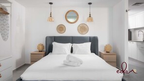 1 bedroom, desk, iron/ironing board, travel cot - דירת סטודיו מרווחת עם מרפסת במתחם סי סייד -By Edomlux (Eilat)