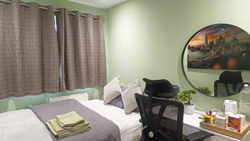 1 bedroom, iron/ironing board, Internet