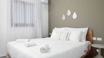 Bügeleisen/Bügelbrett, WLAN, Bettwäsche