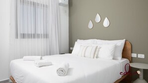 Bügeleisen/Bügelbrett, WLAN, Bettwäsche