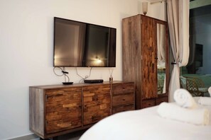 1 chambre, fer et planche à repasser, Wi-Fi, draps fournis