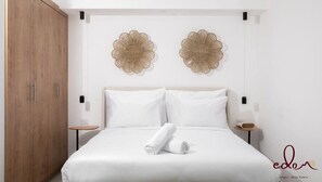 1 habitación, escritorio, tabla de planchar con plancha y wifi 