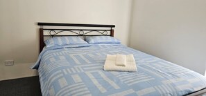 Room - Comfortable Getaway for Families & groups (Byford)