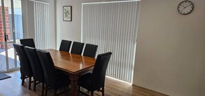 Dining - Comfortable Getaway for Families & groups (Byford)