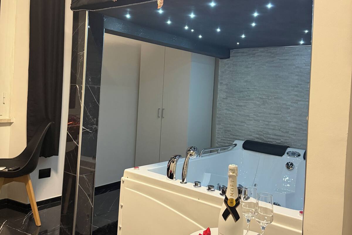 Luxury Double Room | Free WiFi