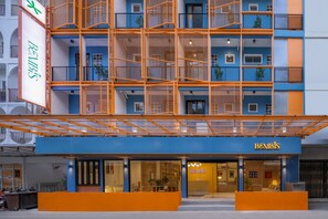 Exterior - Bembis Hotel Charoenakorn 10 (Bangkok)