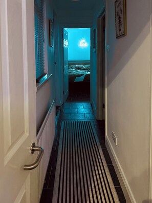 Interior - The Duff 1-Bed Flat: Walk to Marina, Shops & Train (Bangor)