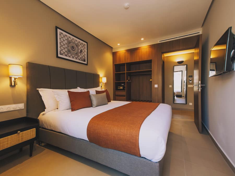 Kamar Double atau Twin Comfort | Seprai premium, tempat tidur bayi gratis, Wi-Fi gratis, dan seprai linen