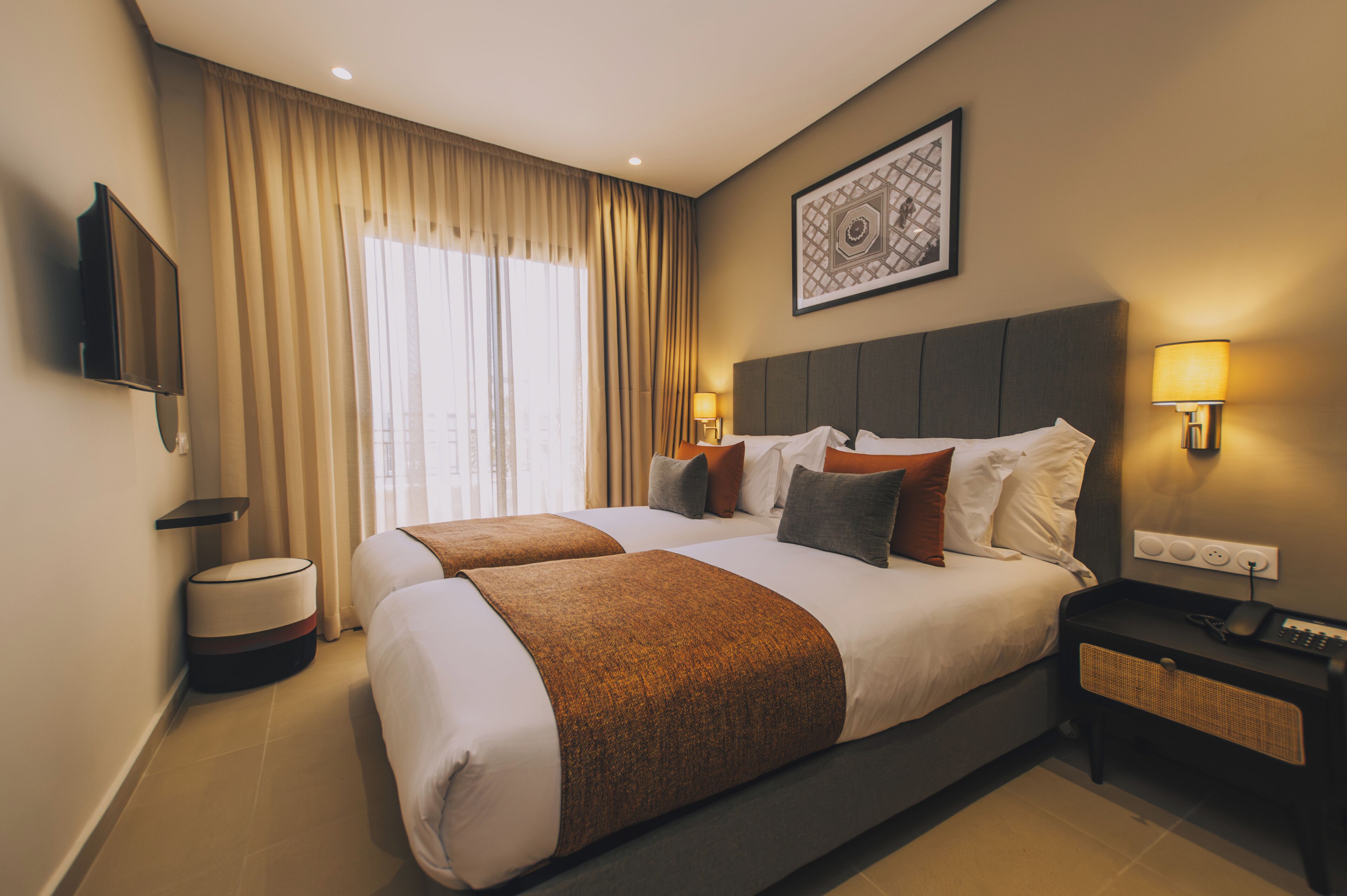 Habitación ejecutiva con 1 cama matrimonial o 2 individuales | Ropa de cama de alta calidad, cunas gratuitas y wifi gratis 