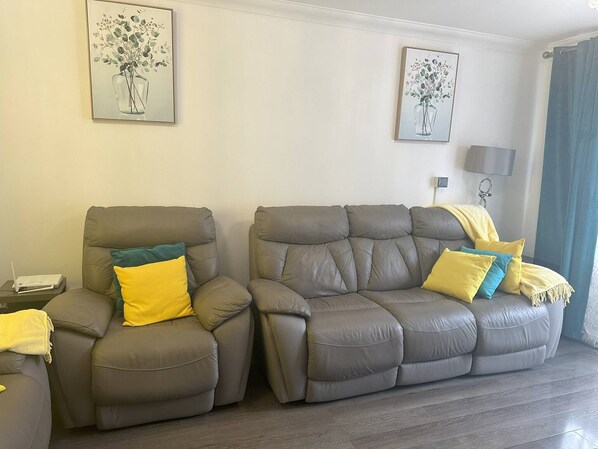 غرفة - غرفة نوم واحدة | منطقة المعيشة