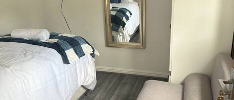 Room, 1 Bedroom | 1 bedroom