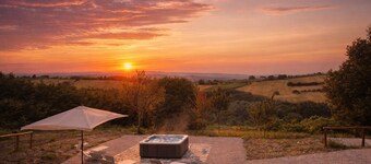 SCAPPO IN UMBRIA, Casale Lenuccia