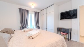 Iron/ironing board, free WiFi, bed sheets - Villa Danica - Privlaka by Villas Guide (Privlaka)