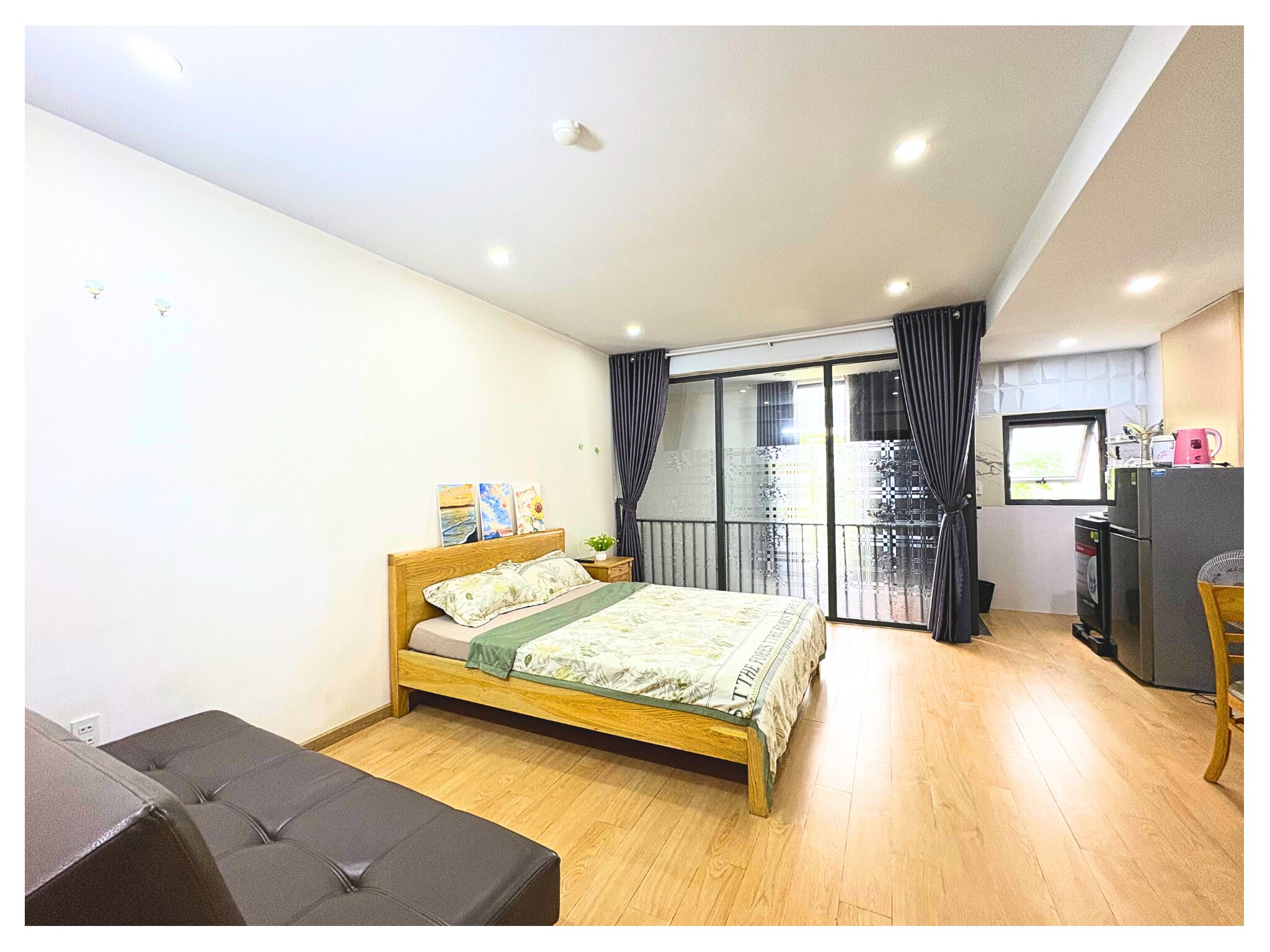 Studio Affaires | Literie de qualité supérieure, Wi-Fi gratuit, draps fournis