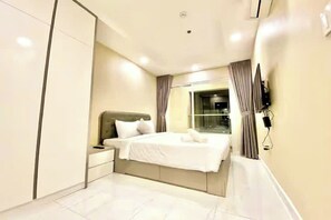 ملاءات من القطن المصري وأغطية فراش متميزة وألحفة محشوة بالريش