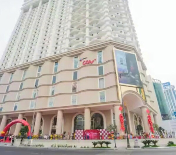 Deep-tissue massages, massages - Vivian Boutique Terra Royal Residence (Xuan Hoa)