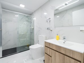 Mobile Home | Bathroom