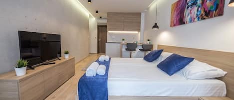 Deluxe Apartment, Garden View