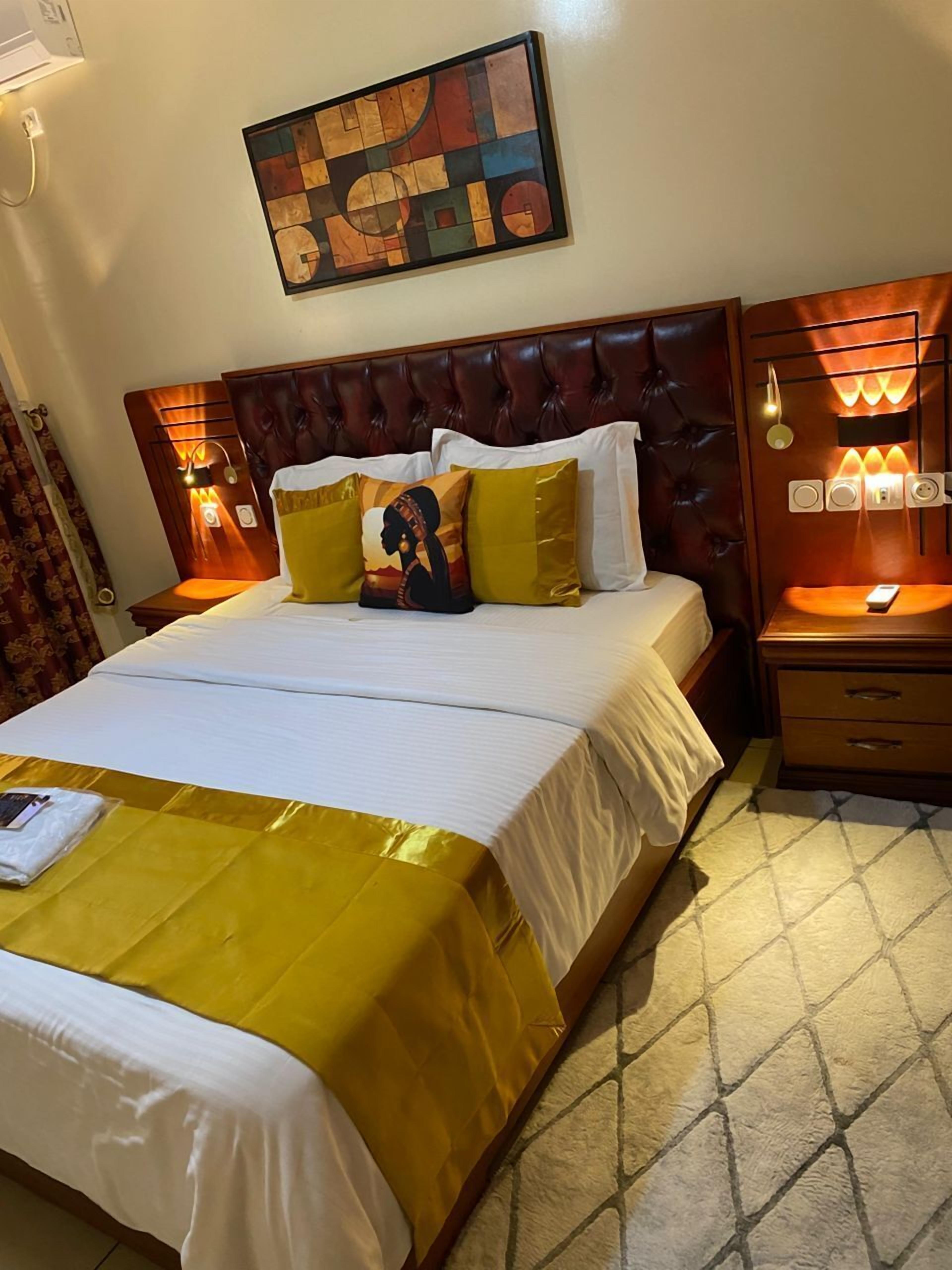 Superior-sviitti | Yksilöllisesti sisustettu, yksilöllisesti kalustettu, työpöytä