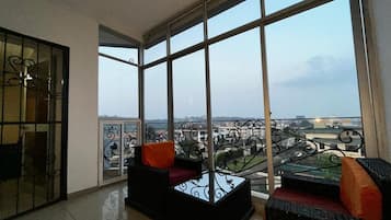 Appartamento Premium, balcone, vista città | Balcone