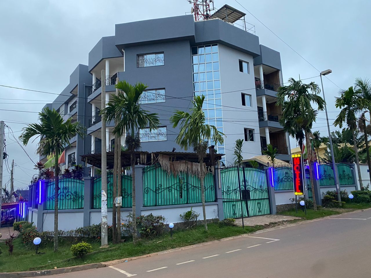 Mặt tiền nơi lưu trú