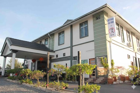 Exterior. OYO 91259 Hai Thien Motel