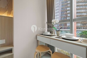 Apartment, 1 Bedroom, City View | Dining room - Coriva by Kozystay - TB Simatupang (Jakarta)
