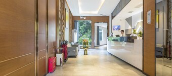 Borrman Hotel - Guangzhou East Railway Station Meihuayuan Subway Station