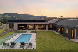 Pool - Chris' II - Designer Masterpiece in Kangaroo Valley (Kangaroo Valley)