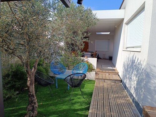 St Cyprien superb 4-bedroom villa with swimming pool