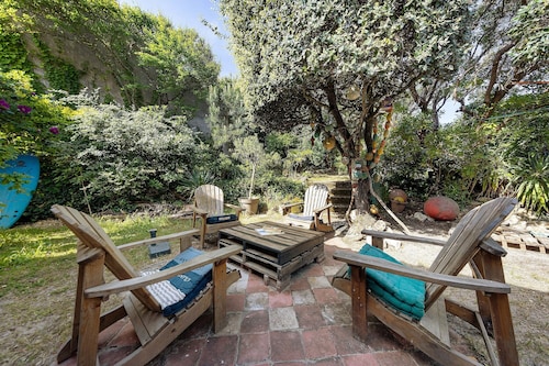 Holiday Home in Hourtin Plage with Private Terrace, Garden, and Wi-Fi