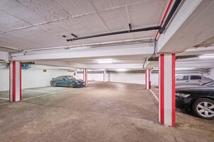 Selvstændig parkering (20 EUR pr. dag)