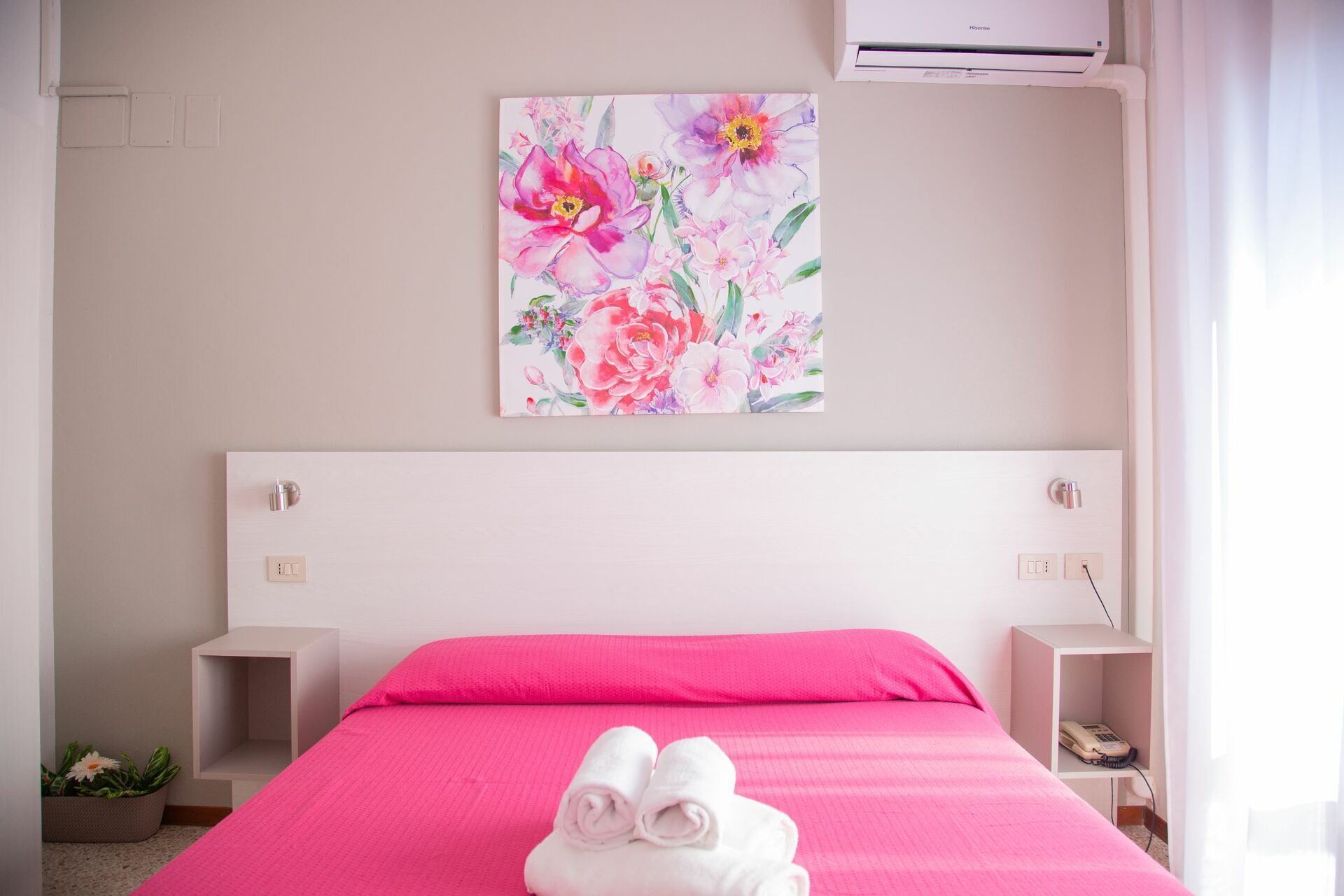 Standard Double or Twin Room, Balcony, City View | In-room safe, iron/ironing board, free WiFi