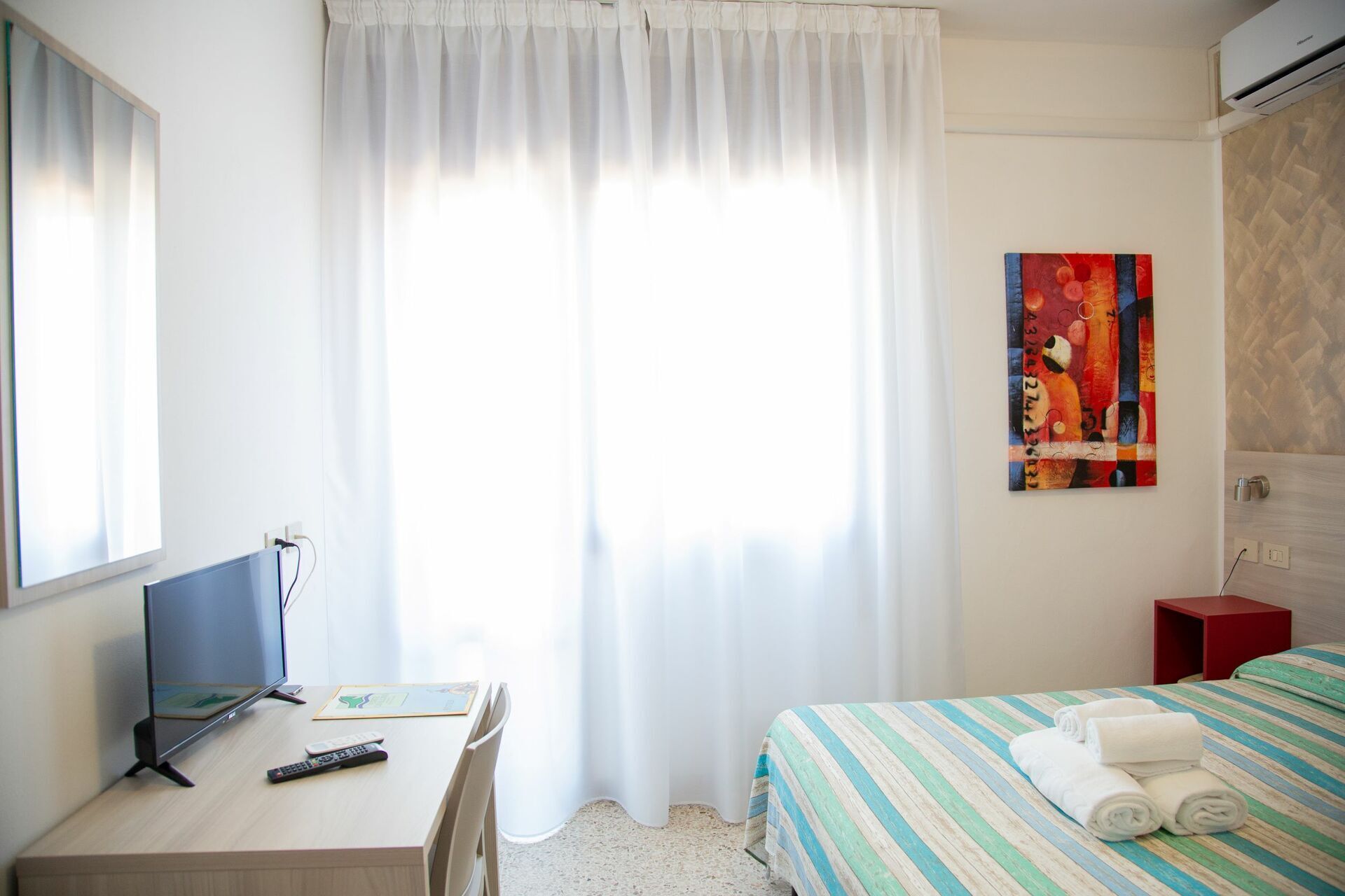 Basic Double or Twin Room, Balcony, City View | In-room safe, iron/ironing board, free WiFi
