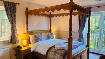 Iron/ironing board, free WiFi