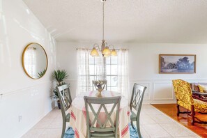 Dining - Families w/ Pets! Home Near Orlando Theme Parks (Casselberry)