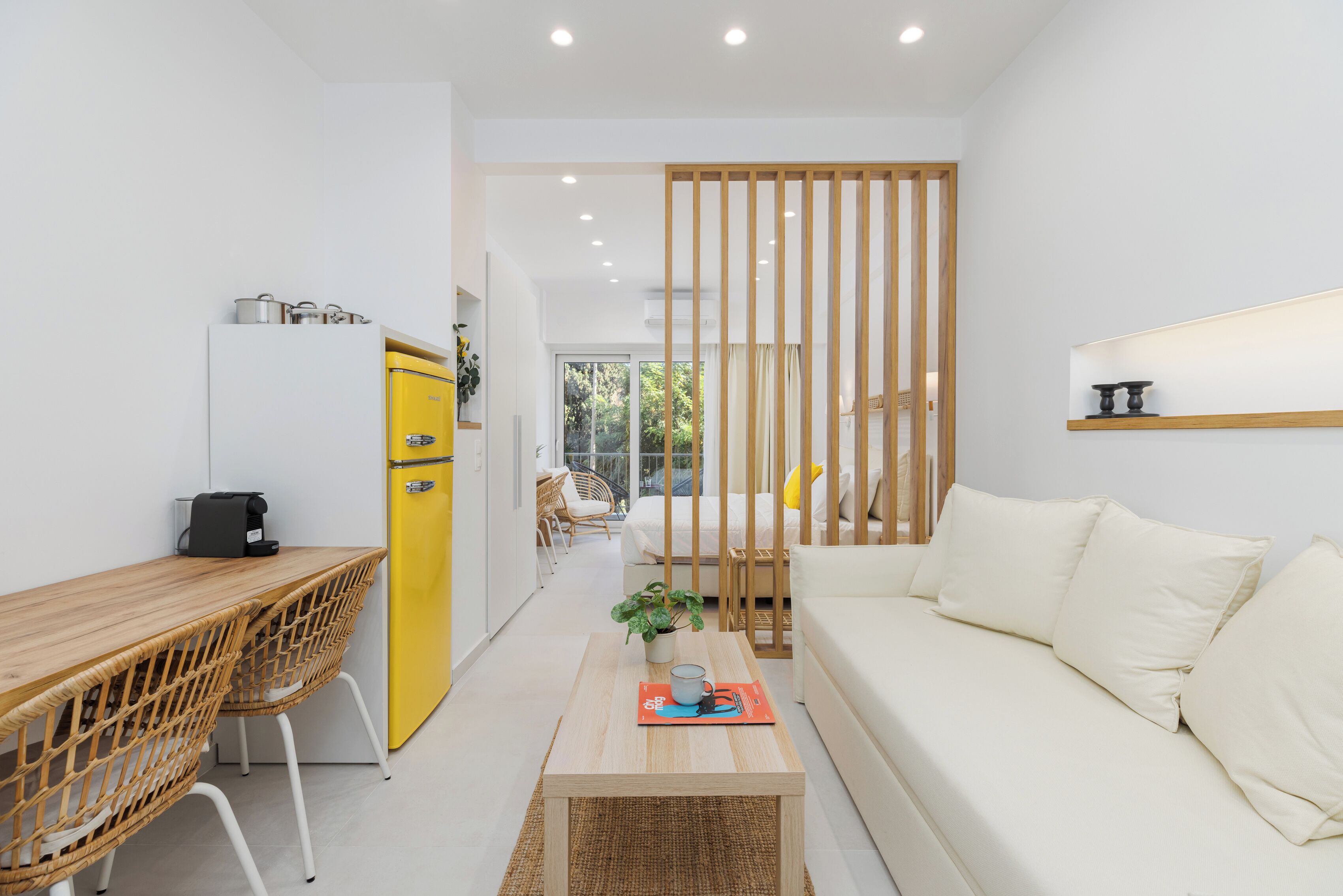 Estudio superior, balcón, vistas a la ciudad | Zona de estar