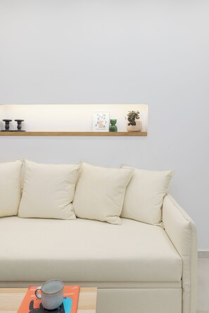 Interior - Lemon pie by halu (Thessaloniki)