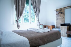 Kahden hengen deluxe-huone | Työpöytä, ilmainen Wi-Fi