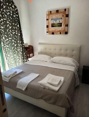 Deluxe Double Room | Desk, free WiFi - VILLAGIOVEROOMS (Prato)