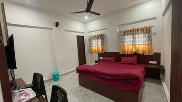 Deluxe Room | Free WiFi