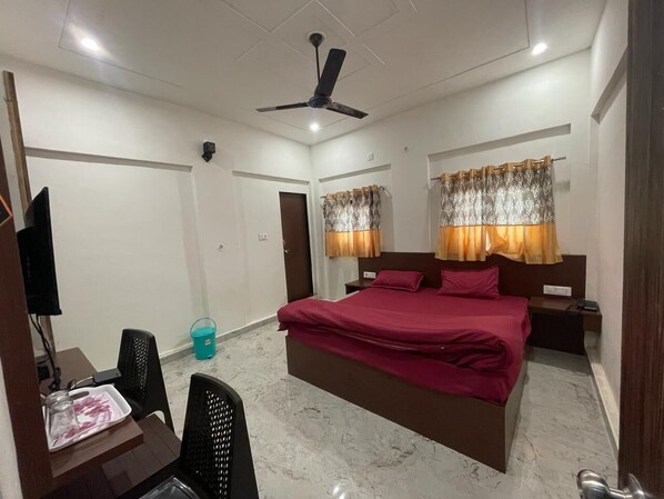 Deluxe Room | Free WiFi