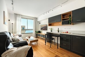 Apartment | Living area - Haifa Beachside Stay by Sea N' Rent (Haifa)