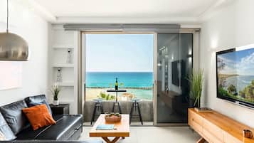 Appartement, balcon, vue plage | Intérieur
